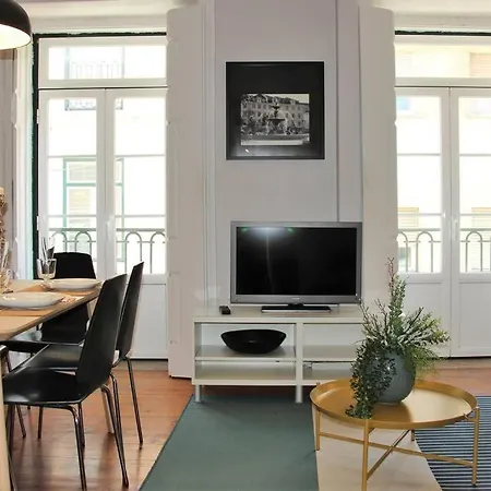 Sm1-Happy At Hip Pr.Real & Bair.Alto + Private Patio! Apartment Lisbon Exterior photo